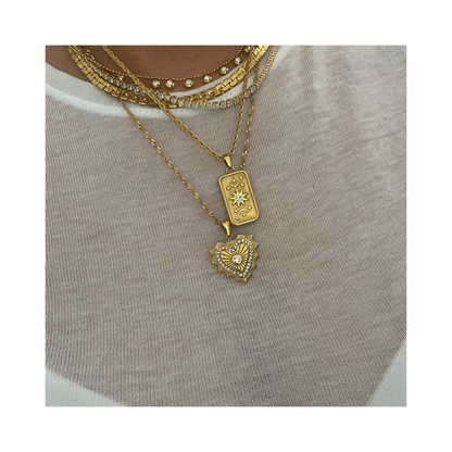 naszyjnik z Cyrkonią w Sercu